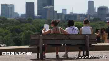Amber heat-health alerts issued as UK could see 10 consecutive days of temperatures over 30C