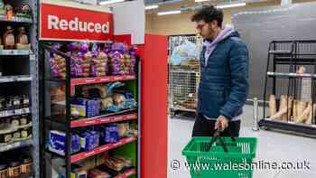 I compared yellow sticker deals from Sainsbury's, M&S and Tesco - 1 had the best
