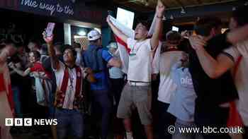 Hundreds gather in early hours to cheer on England
