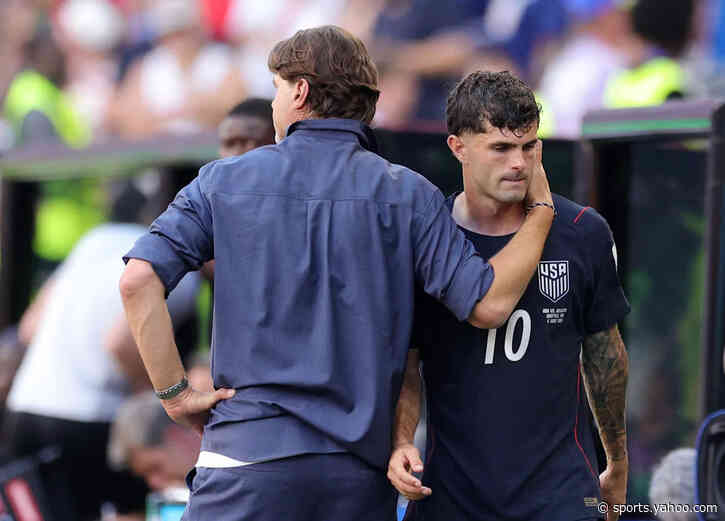 Christian Pulisic exits USMNT's World Cup loss to Belgium with potential leg injury