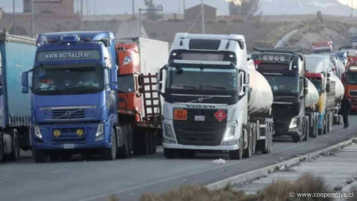 Bolivia pidió a Chile agilizar tránsito en paso fronterizo Colchane-Pisiga ante quejas de camioneros