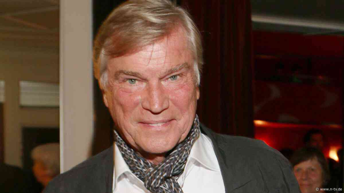 "Fratz" macht ihn glücklich: Jochen Busse ist mit 85 Jahren wieder verliebt