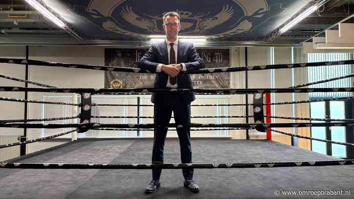 Boksende burgemeester daagt Rico Verhoeven uit: 'Ik zou het best proberen'