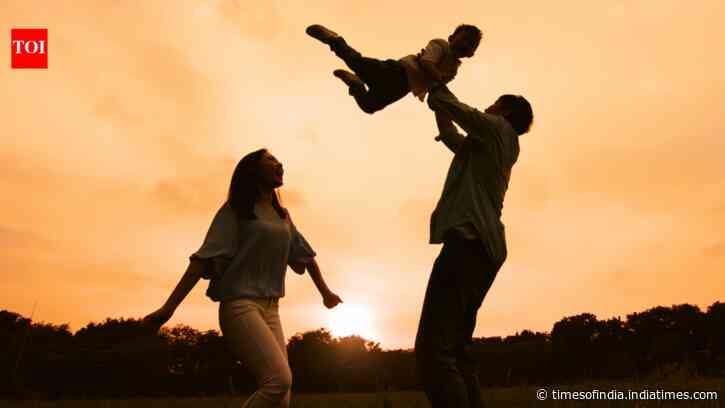 When your child says “I can’t do it,” avoid saying “You can”; Psychologist explains what to say instead