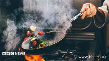 Restaurant loses licence after illegal worker found