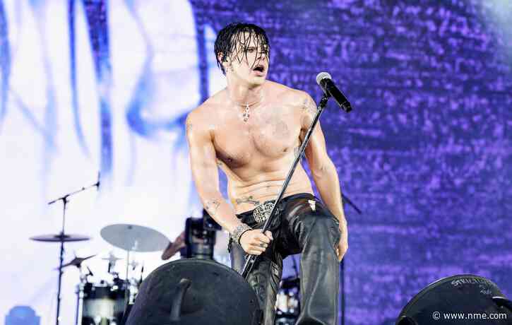 Artists and entertainment world figures share support for Yungblud after emotional speech following “industry plant” accusations