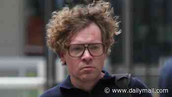 City high-flyer in £2million court battle with his own father after giving up work to look after his elderly mother - only to end up homeless 'when his dad changed the locks while he was out running'