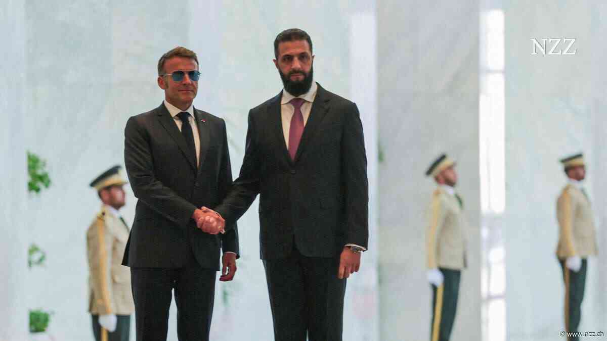 Bombenangriffe in Damaskus während Macrons Staatsbesuch: Frankreichs Präsident reist für eine riskante Visite nach Syrien
