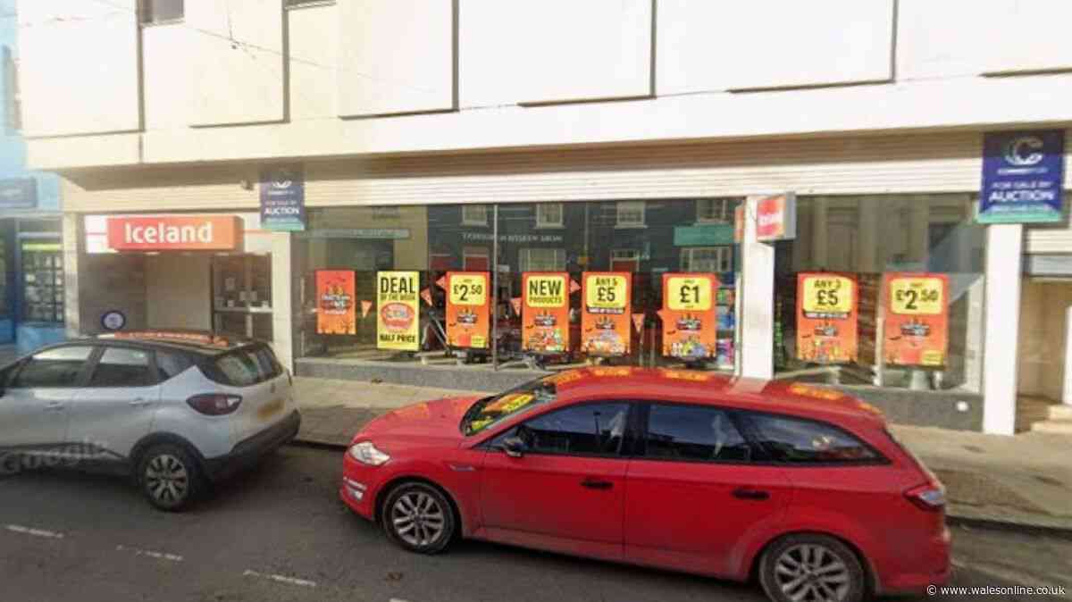Police called to scene of disorder in Welsh supermarket