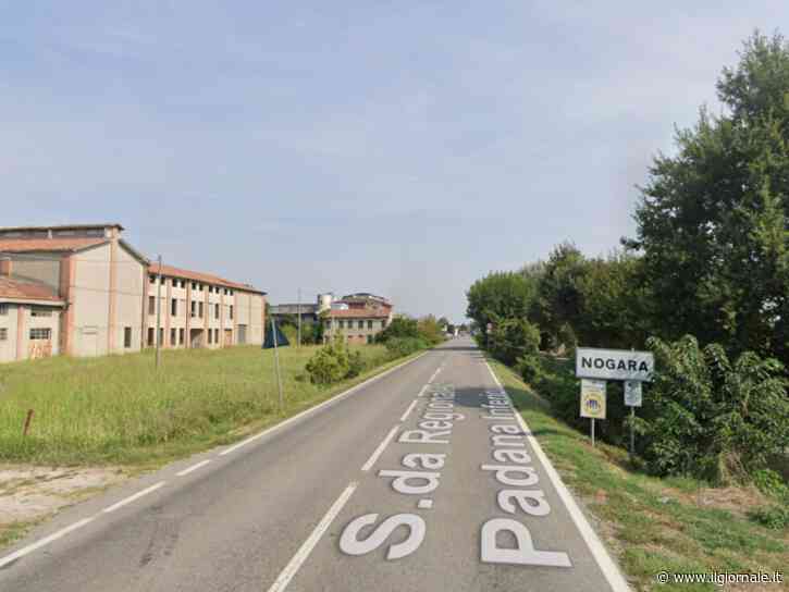 Aggredisce alle spalle un uomo senza motivo e lo colpisce con un taglierino: arrestato un marocchino