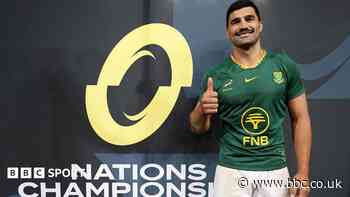 The wrong man (of the match) - De Allende picks up Willemse's award
