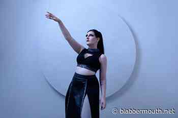 Ex-CRADLE OF FILTH Keyboardist LINDSAY SCHOOLCRAFT Embraces Her Love Of Nu Metal On 'Harrowing'