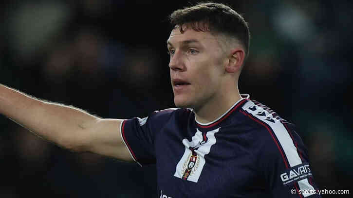 Colchester sign Dundee midfielder Digby