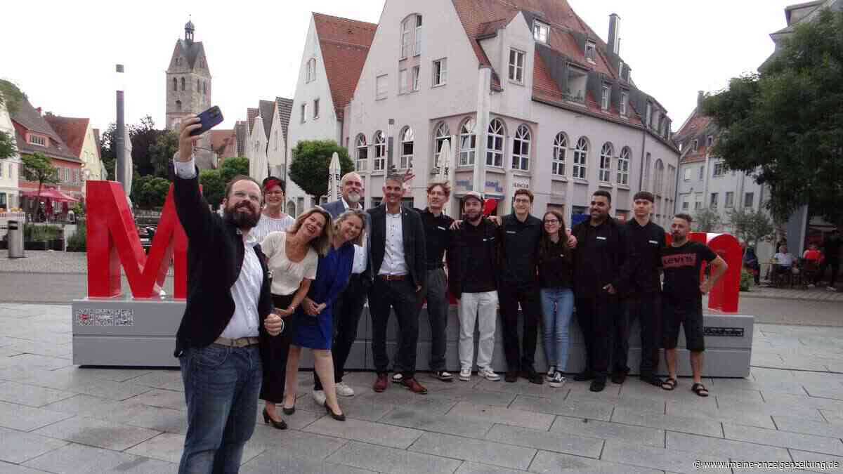 Memmingen enthüllt neues Wahrzeichen der Stadt