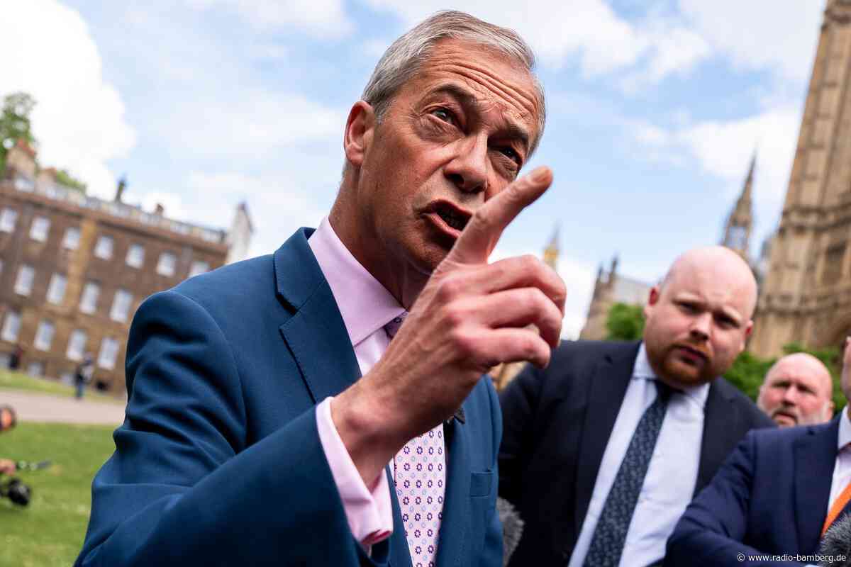 Britischer Rechtspopulist Nigel Farage legt Mandat nieder
