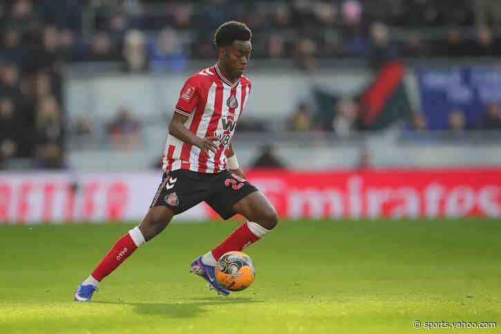Report: Sunderland star wanted by relegated side after frustrating debut season