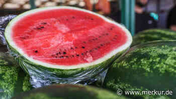 Warum gerade alle ihre Wassermelone über Nacht einfrieren und danach losschaben