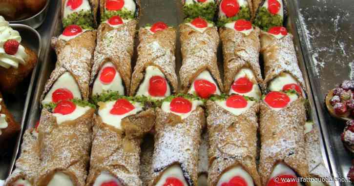 Quali sono i 50 dessert più amati del mondo? I cannoli siciliani conquistano la top ten, fa discutere la posizione del tiramisù. Al primo posto gli alfajores sudamericani