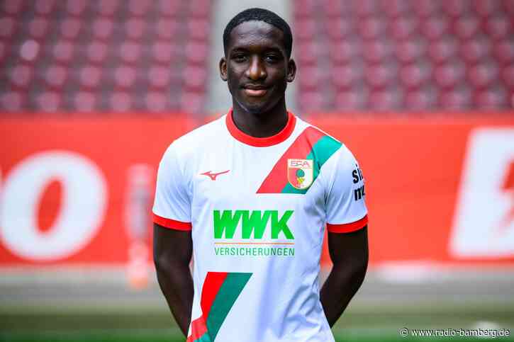 Augsburg verleiht Offensivspieler Dong eine weitere Saison