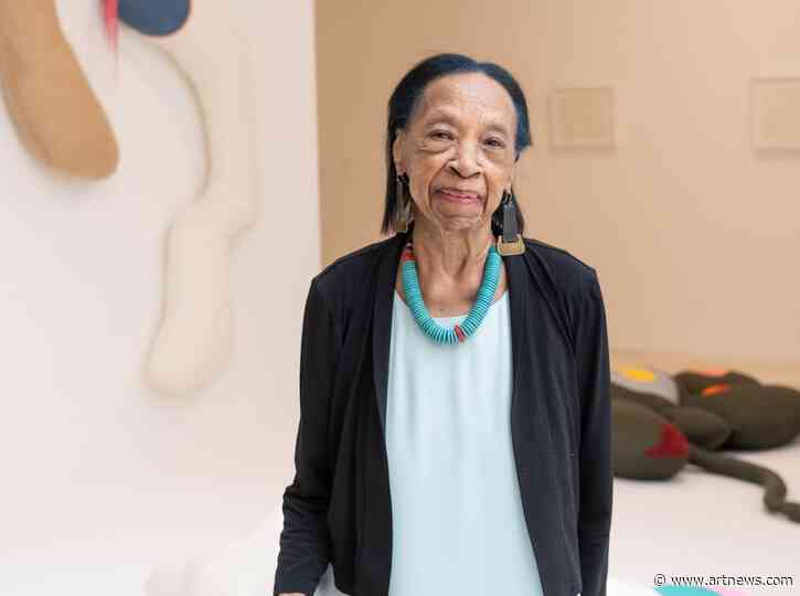 Valerie Brathwaite, Sculptor Who Drew Parallels Between Landscapes and Bodies, Has Died