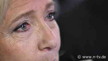 Wahlkampf mit Fußfessel: Kann Le Pen trotz Urteil Präsidentin werden?