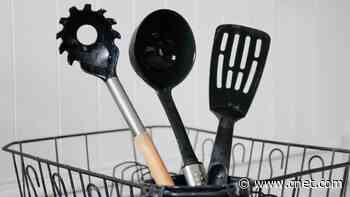 4 Common Kitchen Tools That Could Be Melting Microplastics and Contaminating Your Food