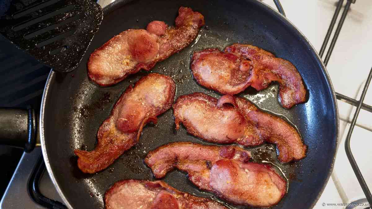 Bacon comes out crispier and less greasy if you add 45p ingredient before cooking