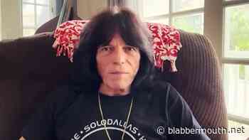 RUDY SARZO Says RANDY RHOADS-EDDIE VAN HALEN 'Rivalry' Was 'A Myth': 'People Don't Know The Difference Between An Opinion And A Fact'