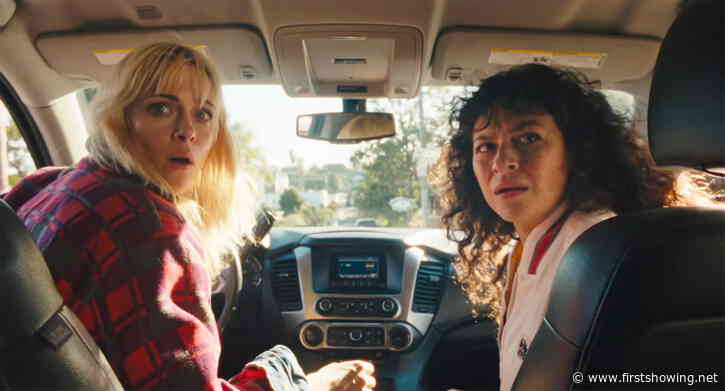 Kristen Stewart & Alia Shawkat in Stoner Film 'The Wrong Girls' Trailer