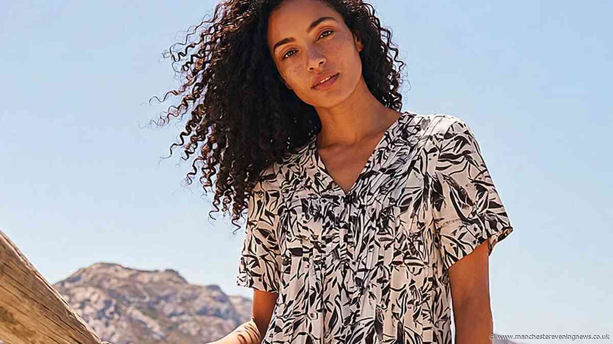 I found the perfect £28 bloat-friendly dress to throw on with trainers at Roman