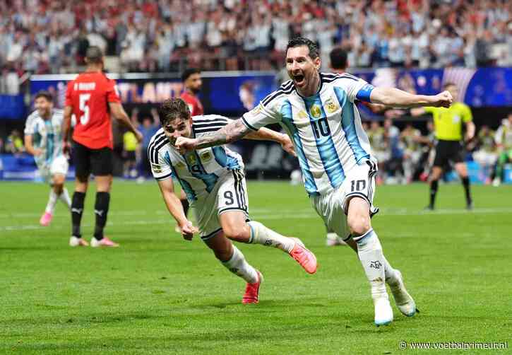 Argentinië buigt achterstand helemaal om en wint zinderend duel van dapper Egypte