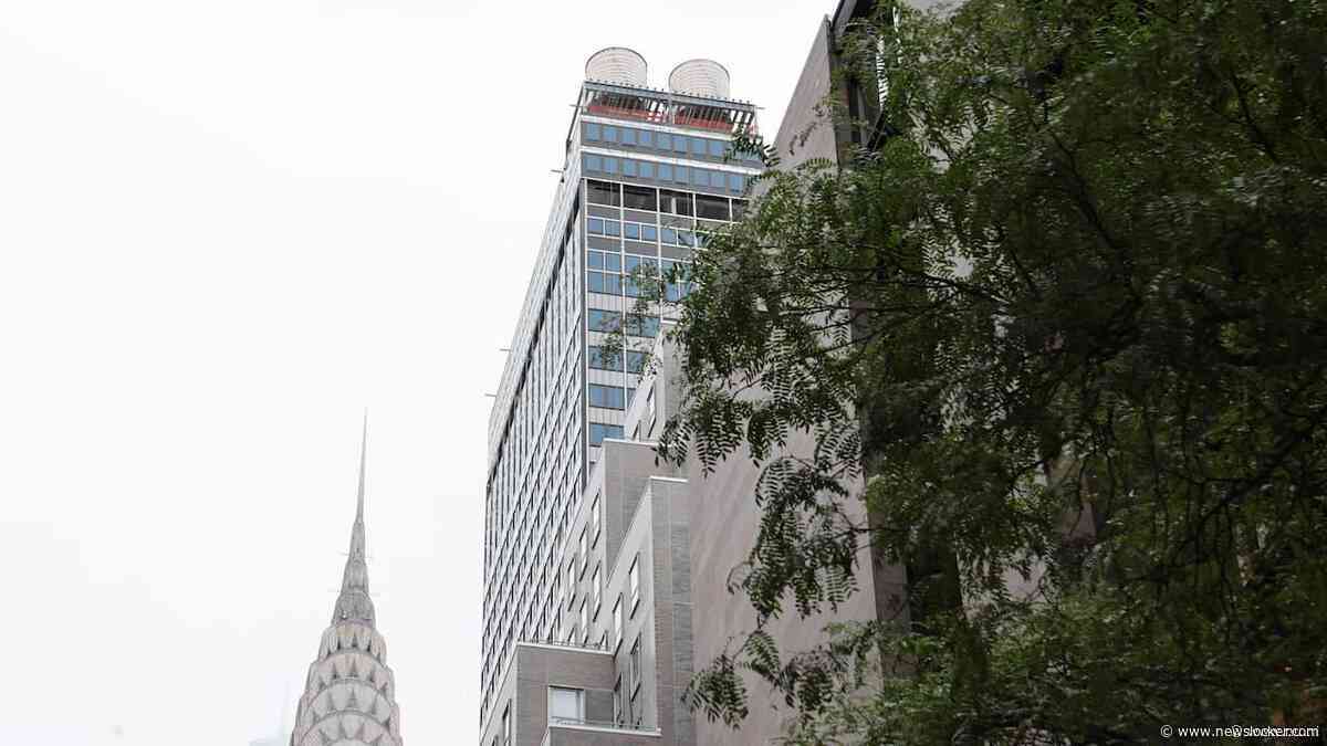 Flat in Manhattan dreigt in te storten: gebouwen ontruimd en straten afgesloten