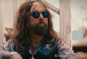 JOHN CORABI: 'The Hardest Part' Of Exiting MÖTLEY CRÜE 'Was I Felt Like I Was Losing Three Friends'