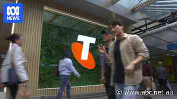 Telstra mobile network crashes nationwide causing transport and payment delays