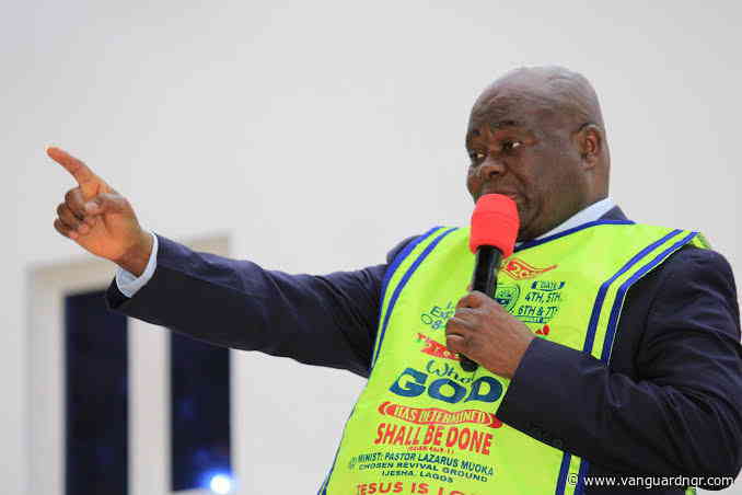 Pastor Muoka receives Peace Award as crusade attracts thousands