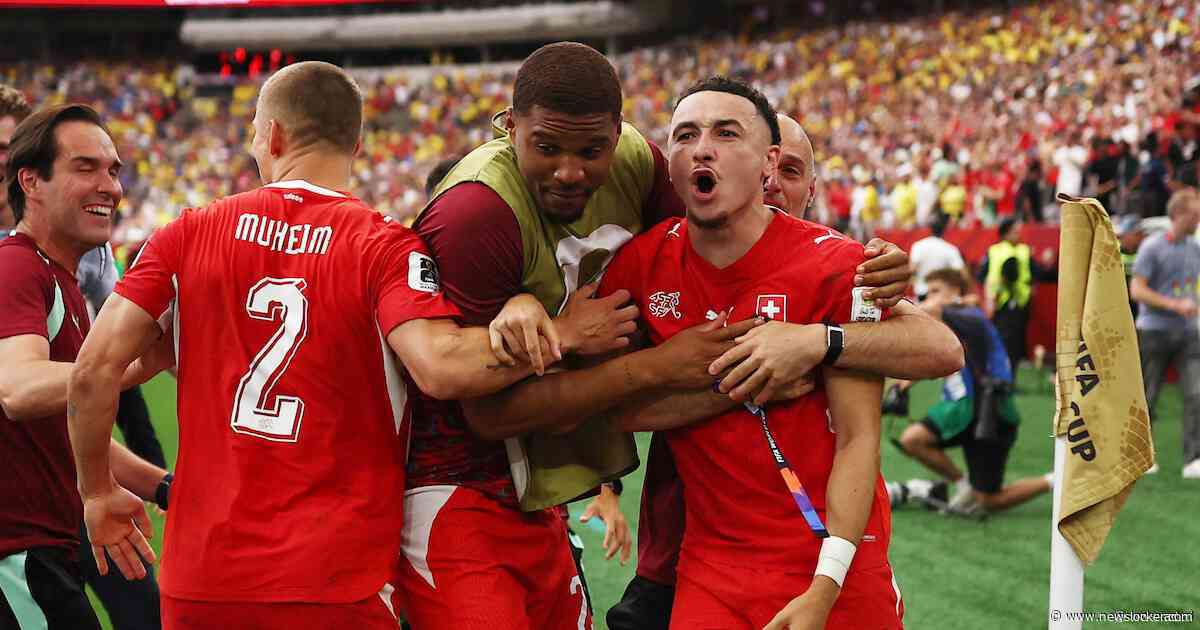 Zwitserland verslaat Colombia na strafschoppen, nieuwe misser Akanji deze keer niet fataal