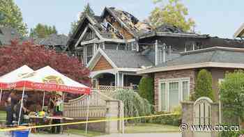 1 dead after fire engulfs 3 Coquitlam homes, officials say