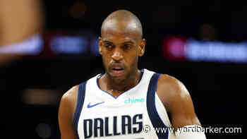 Wizards to sign Khris Middleton, deal D'Angelo Russell as part of massive six-team trade