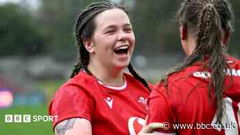 Wales prop Davies joins Exeter Chiefs