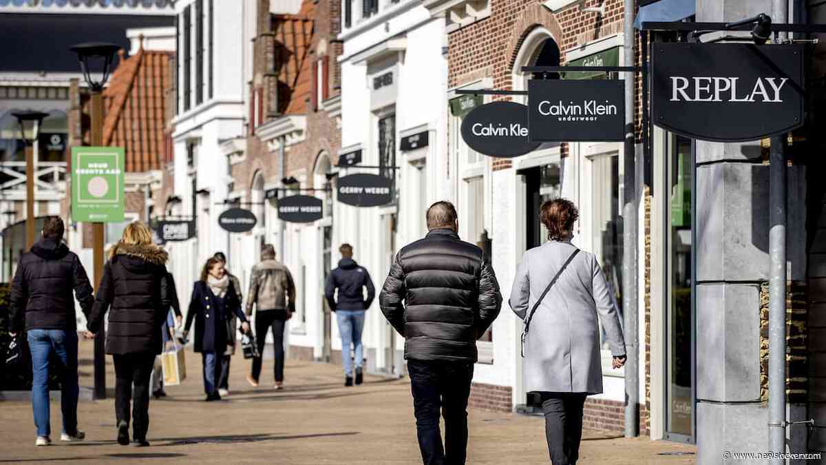Consumenten gaven in mei bijna 2 procent meer uit, goederen in trek