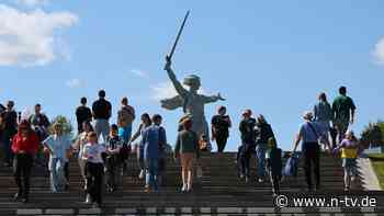 "Patriotisch" in den Urlaub: Sommer, Sonne, Sowjethelden - Russlands neue Reiserouten