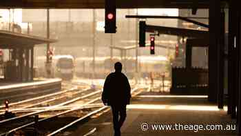 V/Line passengers to remain stranded, with no end in sight