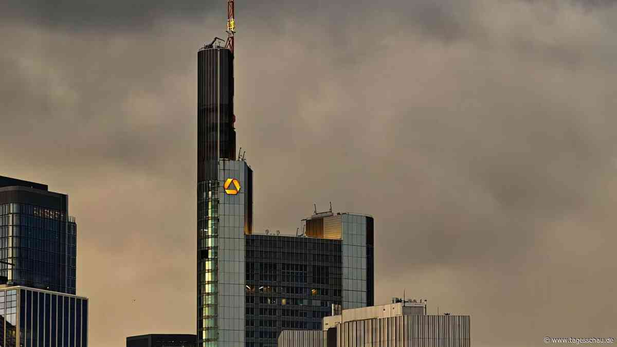 Commerzbank-Aktionäre nehmen Übernahmeangebot der UniCredit an