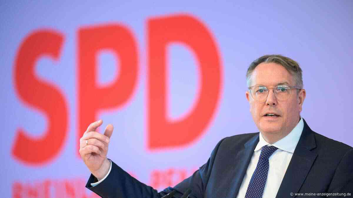 „Sätze wie vom Kasernenhof“: Schweitzer wünscht sich von Merz anderen Ton in Krankschreibungsdebatte