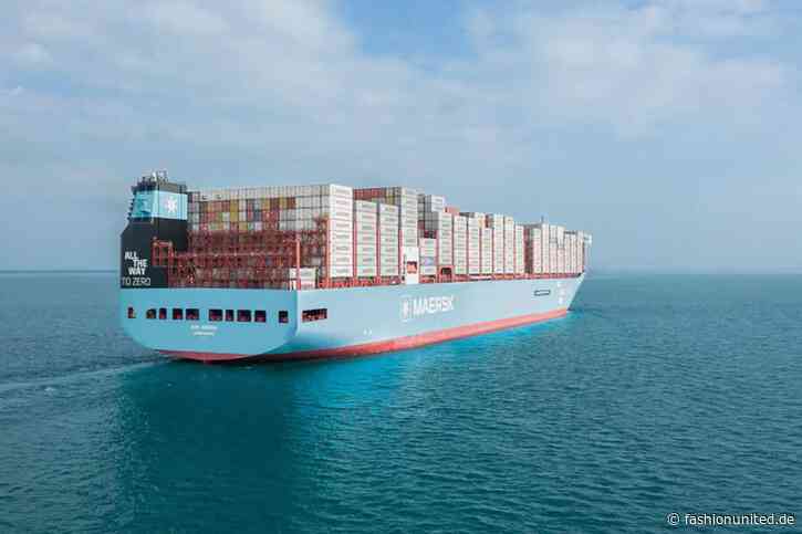 Schifffahrtsriesen befahren wieder vorsichtig die Route durch das Rote Meer