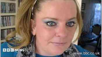 Mum of woman who took her own life calls for inquiry into benefits failings