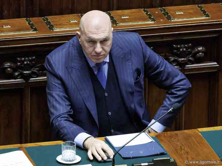 Spionaggio russo, allarme di Crosetto. "Sono dappertutto. E noi non abbiamo gli anticorpi giusti"