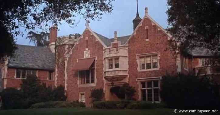 Batman: You Can Own Bruce Wayne’s Manor for Just $32 Million