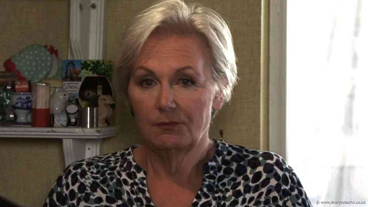 Coronation Street's Eileen actress' relationship with famous soap star sister