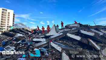 Rescuers return from Venezuela quake zone